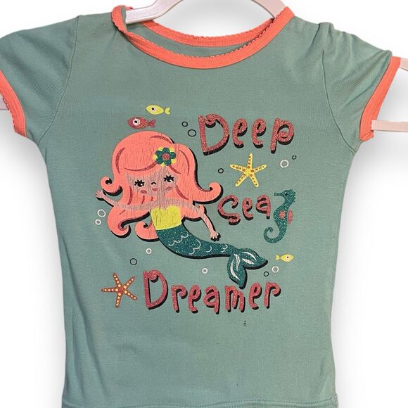 Deep Sea Dreamer Graphic Print T-Shirt Toddler Girl 4T Blue Sleepwear Top FLAWED - Picture 2 of 8